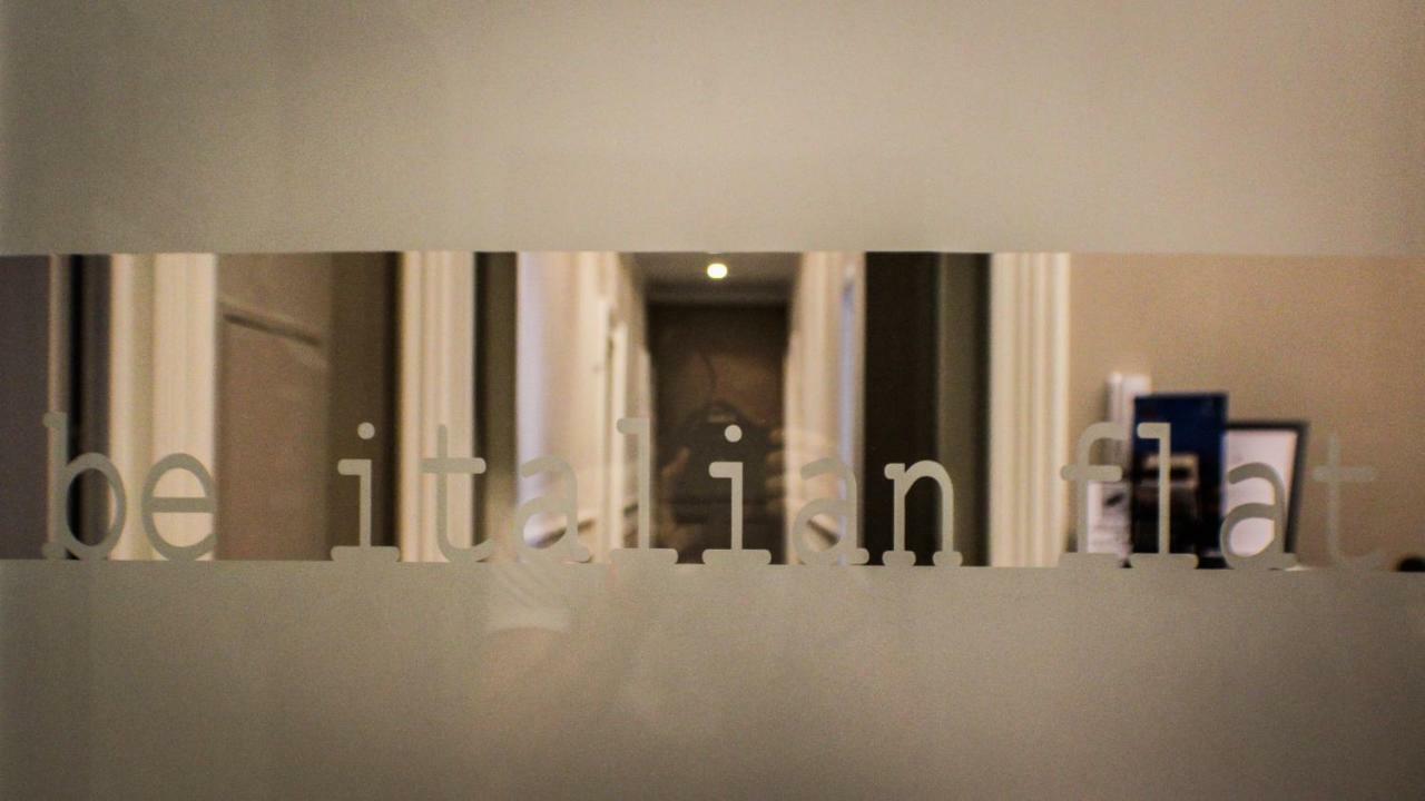 Be Italian Flat Piazza Bovio 22 Hotel เนเปิลส์ ภายนอก รูปภาพ