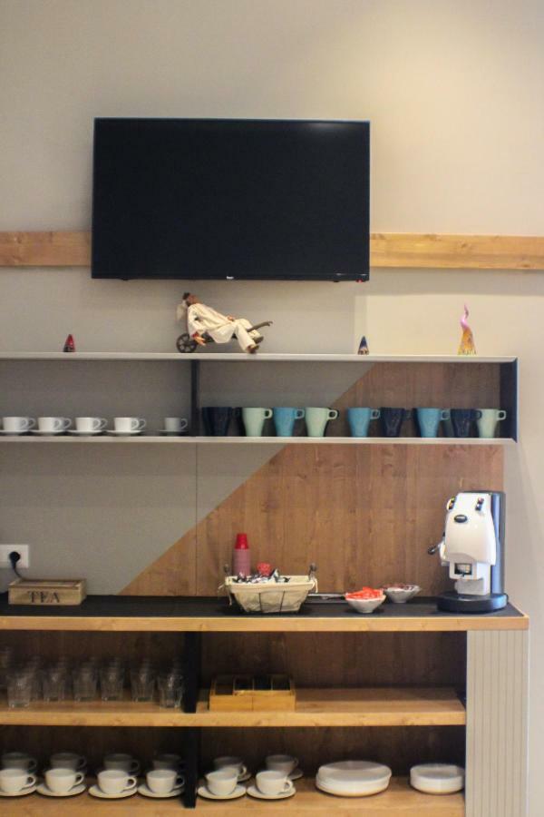 Be Italian Flat Piazza Bovio 22 Hotel เนเปิลส์ ภายนอก รูปภาพ