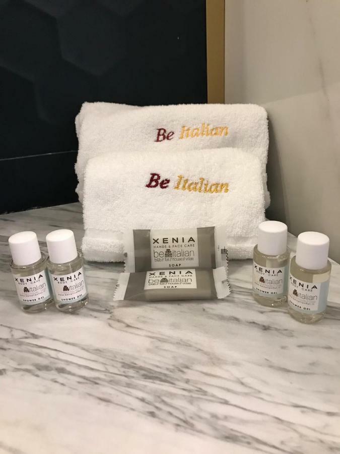 Be Italian Flat Piazza Bovio 22 Hotel เนเปิลส์ ภายนอก รูปภาพ