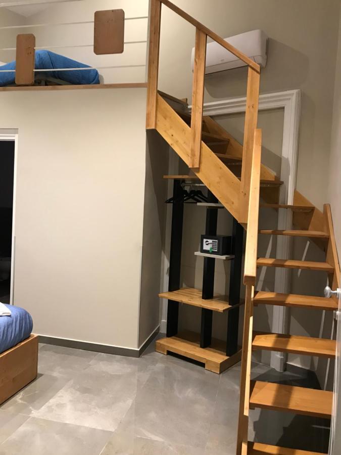 Be Italian Flat Piazza Bovio 22 Hotel เนเปิลส์ ภายนอก รูปภาพ
